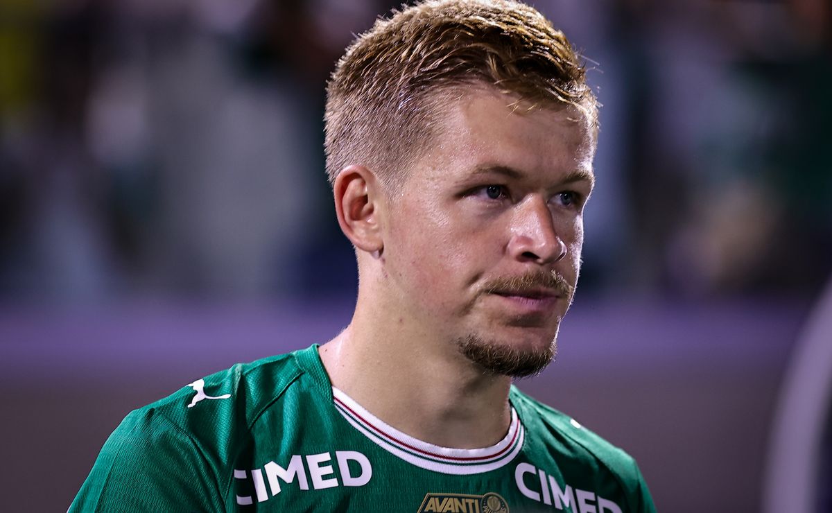 Abel poupa Bruno Fuchs e Ramón Sosa, e dupla fica fora de duelo do Palmeiras no Paulista