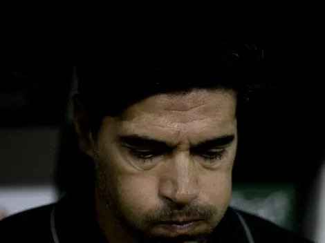 "Será pior se não aprendermos”, cobra Abel após vexame do Palmeiras