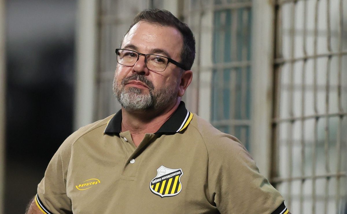 Enderson Moreira, técnico do Novorizontino, surpreende ao analisar Palmeiras após goleada: “uma das melhores equipes do Mundo”