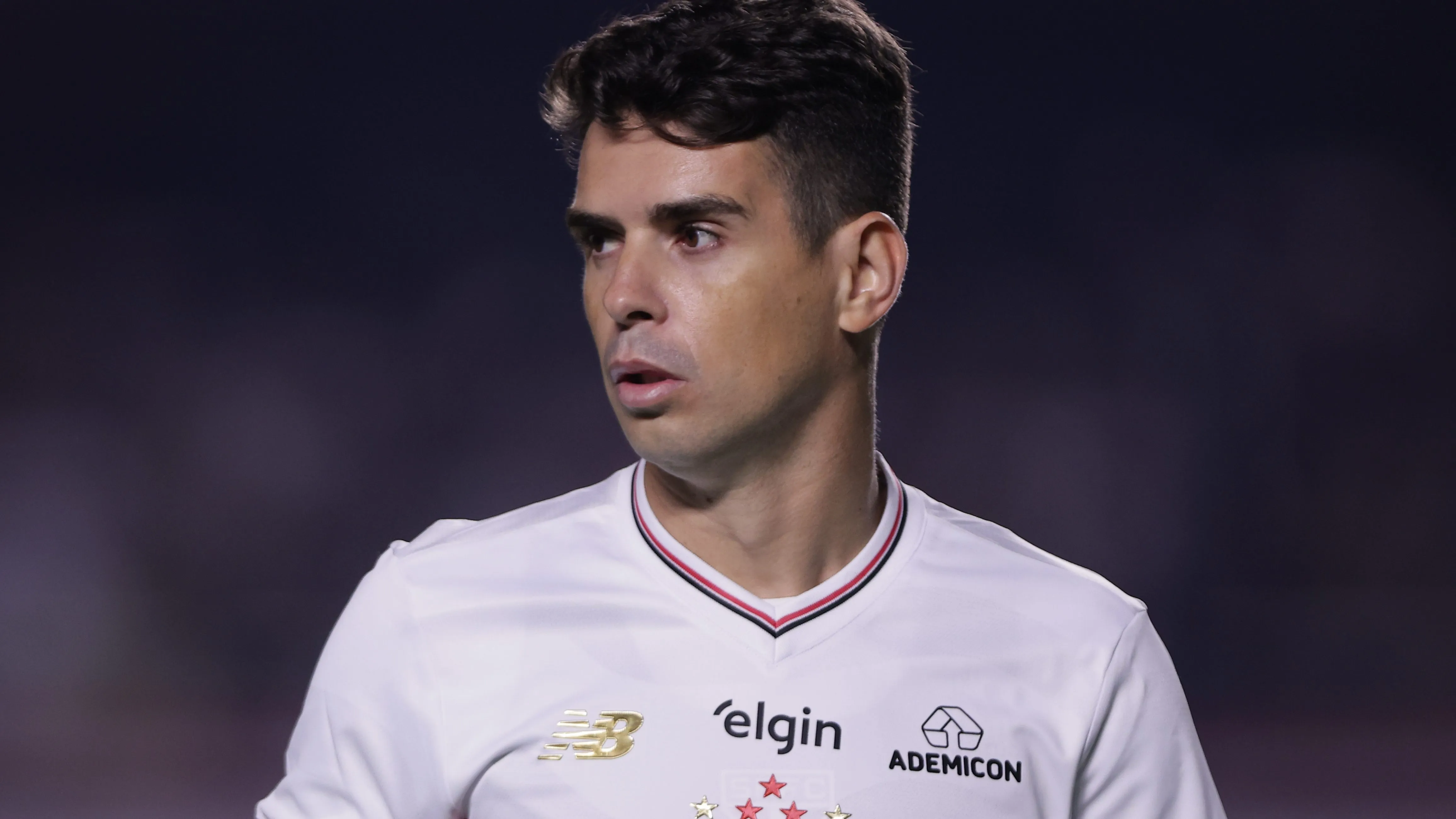 Oscar tem negociação para rescindir travadas no SPFC – Foto: Ettore Chiereguini/AGIF