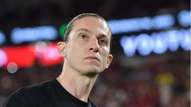 Filipe Luis, técnico do Flamengo durante partida pelo Campeonato Brasileiro.