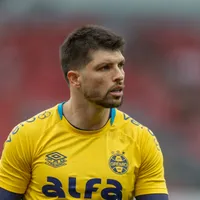 Grêmio confirma 16 saídas e acelera reformulação do elenco para 2026