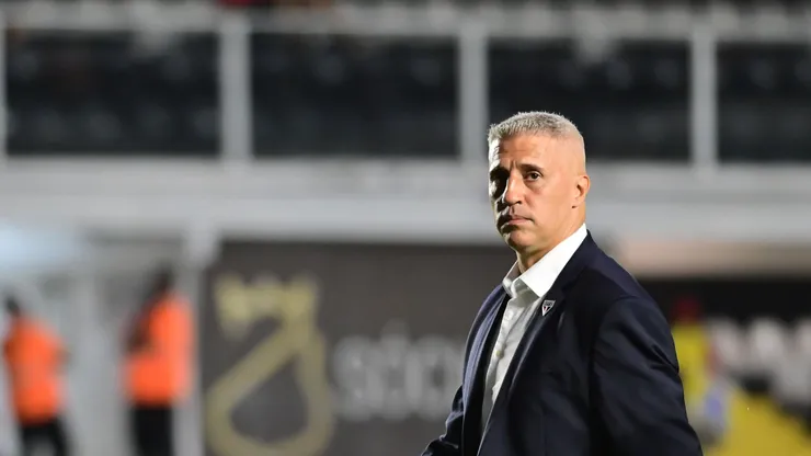 São Paulo muda o time agora, pensa no Palmeiras e aposta em estreia no MorumBis — Foto Jota ErreAGIF