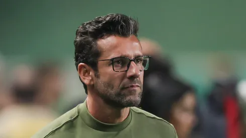 Valentim durante partida da Série B, em 2025
