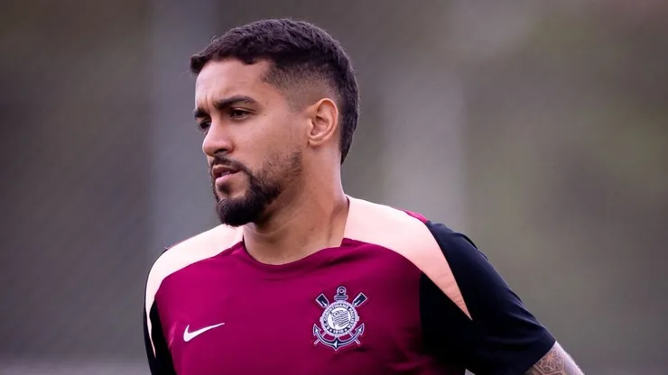 Matheus treinando no CT Joaquim Grava na última terça-feira (20). Foto: Rodrigo Coca / Corinthians