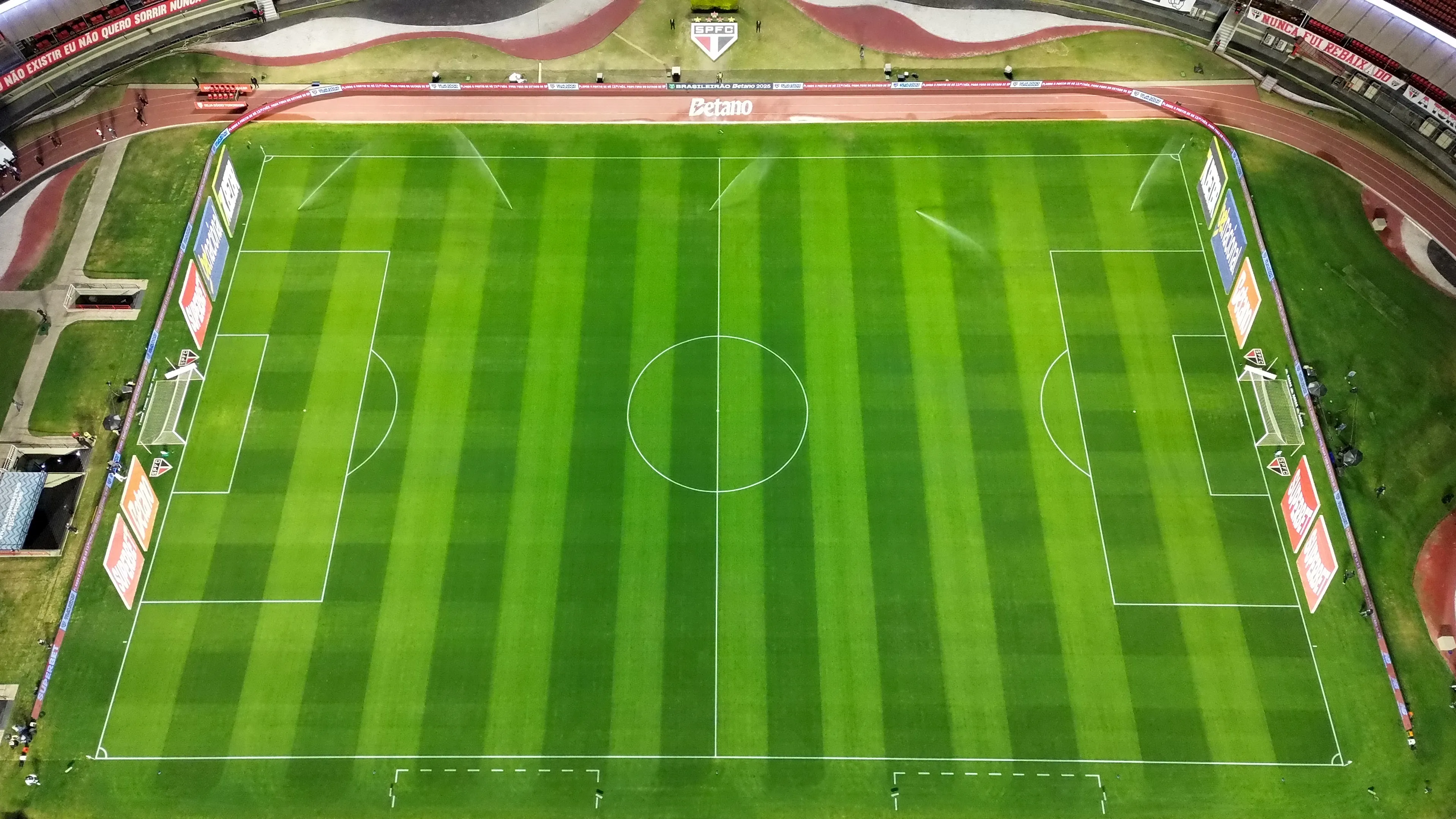 SP – SAO PAULO – 24/08/2025 – BRASILEIRO A 2025, SAO PAULO X ATLETICO-MG – Vista Aerea do estadio Morumbis em Sao paulo (SP), antes da partida entre Sao Paulo e Atletico pelo campeonato Brasileiro A 2025. Foto: Marlon Costa/AGIF