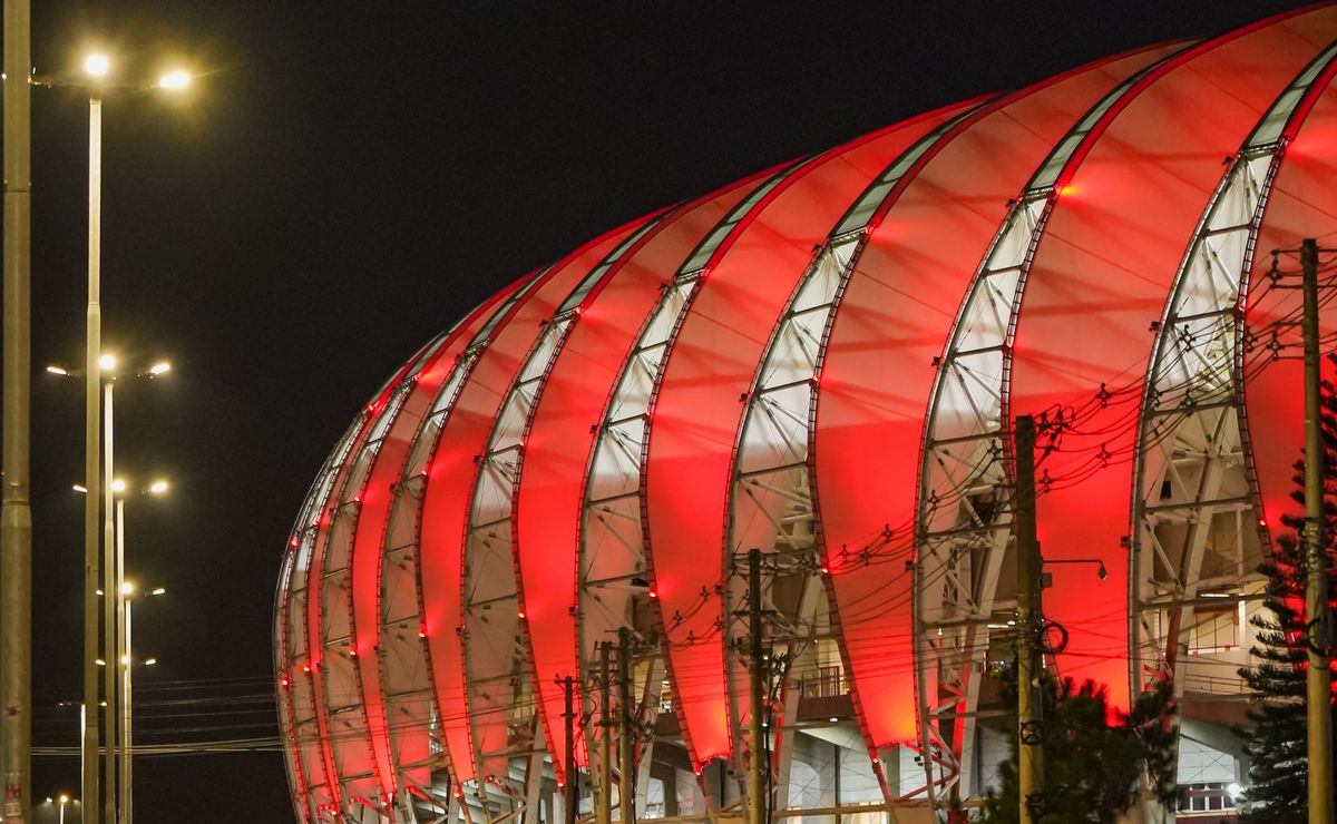 Internacional volta a enfrentar o Inter-SM depois de 15 anos e time do interior estreia no novo Beira-Rio