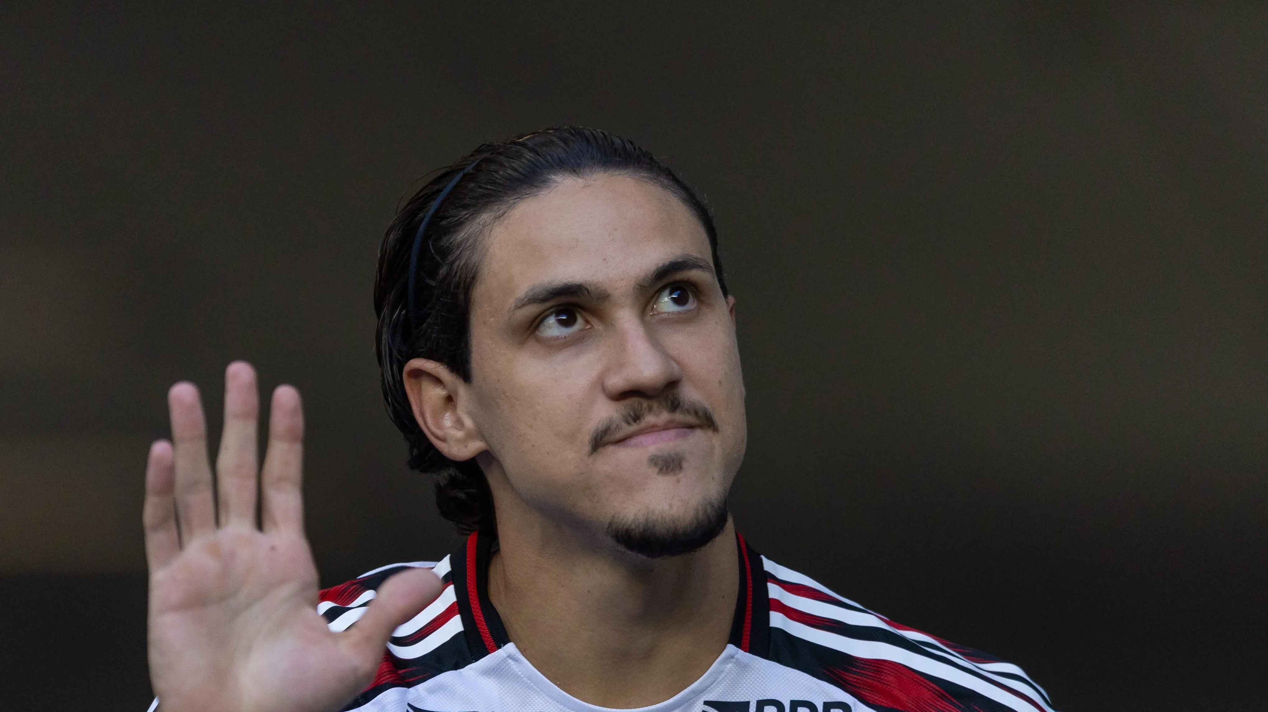 Foto: Liamara Polli/AGIF – Pedro lidera ataque do Fla no clássico contra o Cruz-Maltino