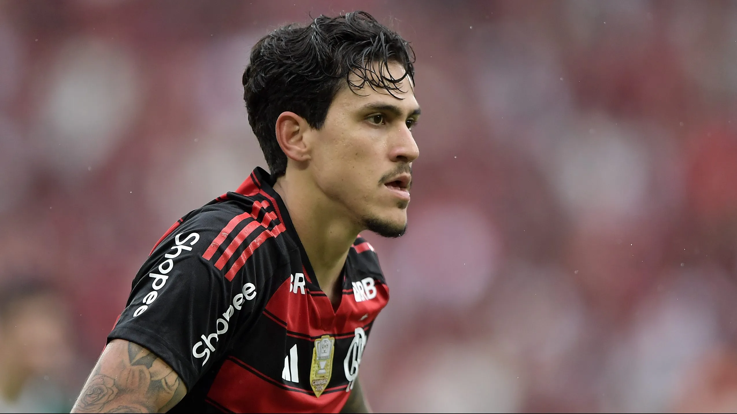 Pedro será titular diante do Vasco - Foto: Thiago Ribeiro/AGIF.