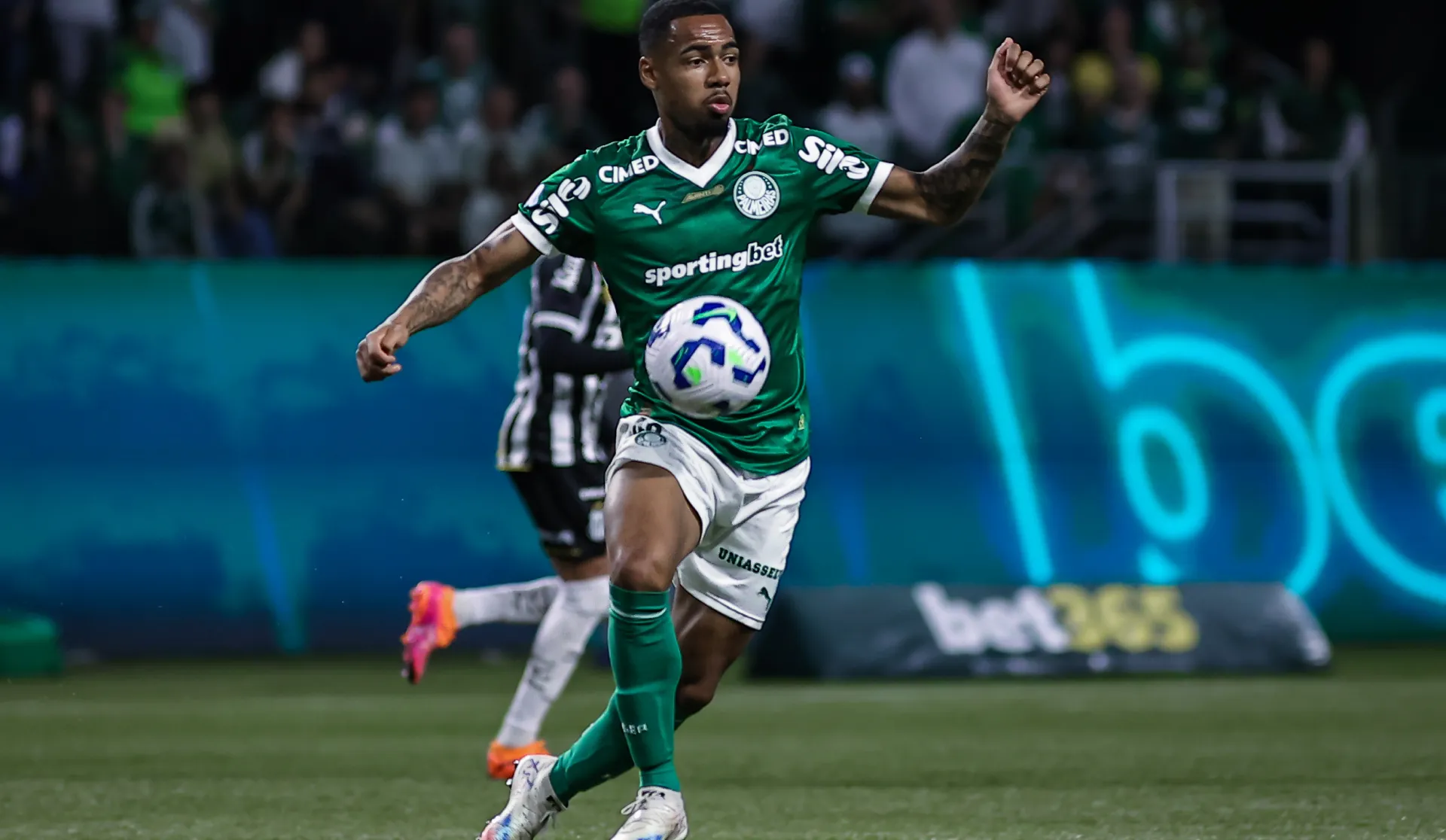 Allan é uma das principais promessas do clube na atualidade – Foto: Fabio Giannelli/AGIF