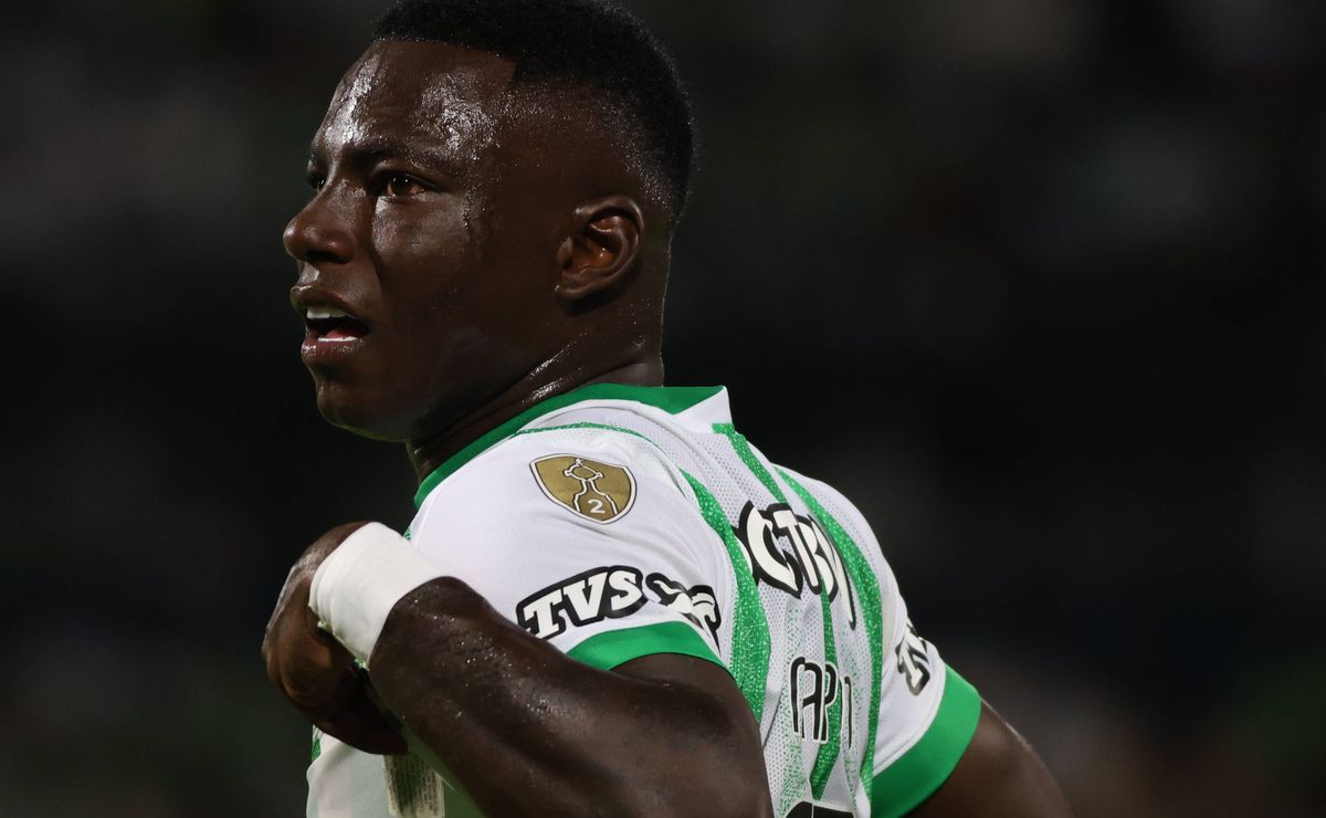 Acertado com Vasco, Hinestroza não ficou no Palmeiras por causa de Abel; preço também ‘pesou’