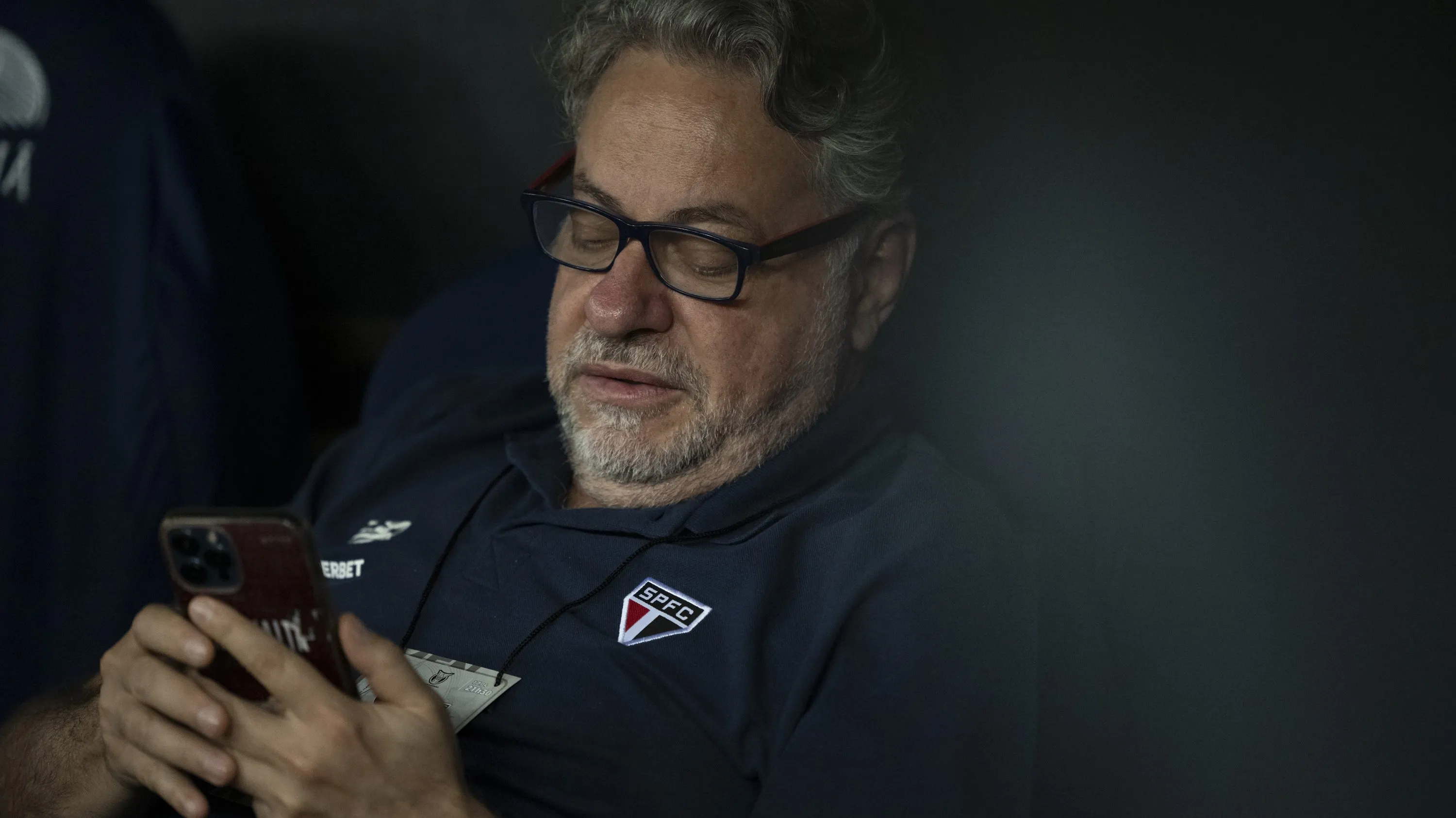 RJ – RIO DE JANEIRO – 17/04/2024 – BRASILEIRO A 2024, FLAMENGO X SAO PAULO – Julio Casares presidente do Sao Paulo antes da partida contra o Flamengo no estadio Maracana pelo campeonato Brasileiro A 2024. Foto: Jorge Rodrigues/AGIF