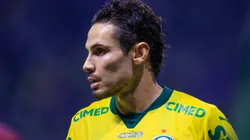 Raphael Veiga, jogador do Palmeiras, durante partida contra o Fluminense no estadio Arena Allianz Parque pelo campeonato Brasileiro A 2025. Foto: Marcello Zambrana/AGIF