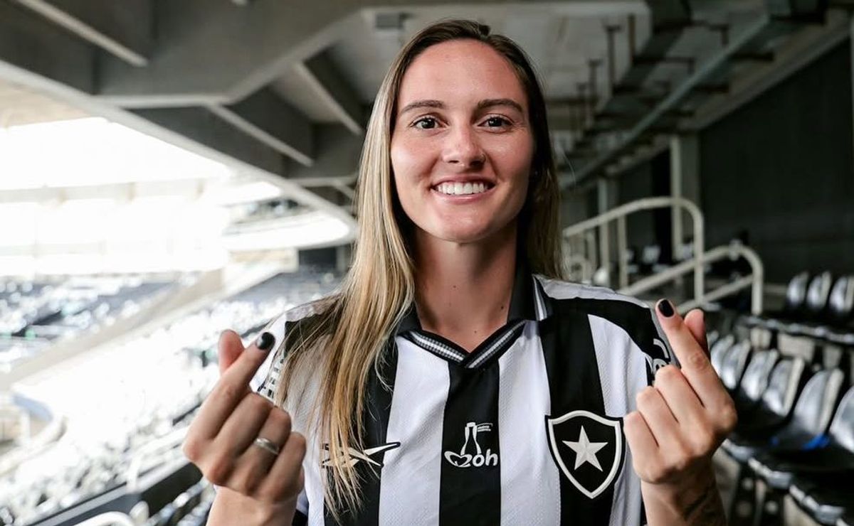 Yasmin Cosmann chega por empréstimo do São Paulo para reforçar o Botafogo até o fim da temporada