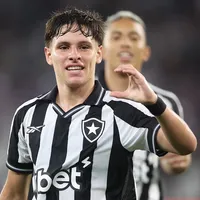 Botafogo vence o Volta Redonda na estreia dos titulares