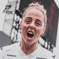 Mariana Larroquette, ex-Orlando Pride, assina com Santos até 2027
