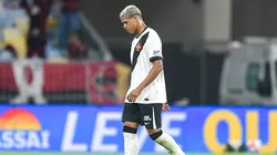 Barros foi expulso e deixou o Vasco em desvantagem numérica no segundo tempo