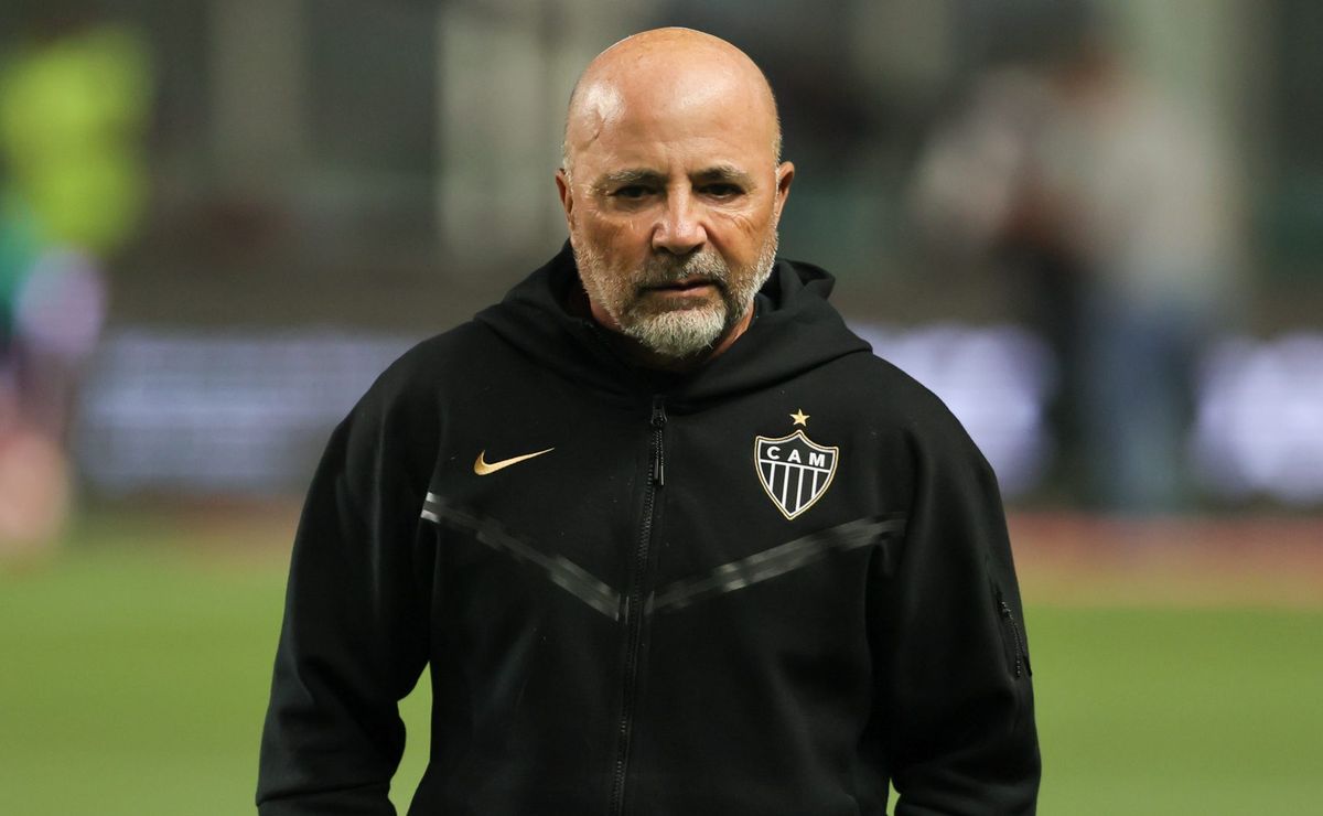 Atlético Mineiro domina a posse de bola, cria chances, mas fica no empate com o América-MG