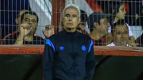 Luis Castro, técnico do Grêmio em partida pelo campeonato gaúcho (Foto: Lucas Uebel / Grêmio)