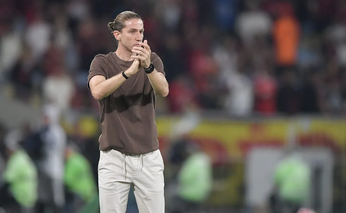 Filipe Luís dispara sobre renovação com o Flamengo: Situação saiu da linha após vitória sobre o Vasco