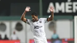 Hulk durante empate com o Coelho. Foto: Pedro Souza / Atlético