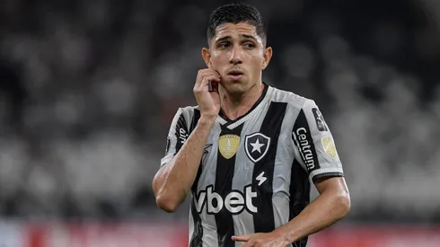 Savarino vai jogar no rival do Botafogo.