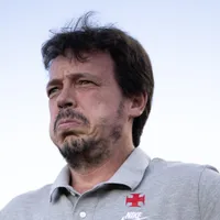 Fernando Diniz é respaldado no Vasco