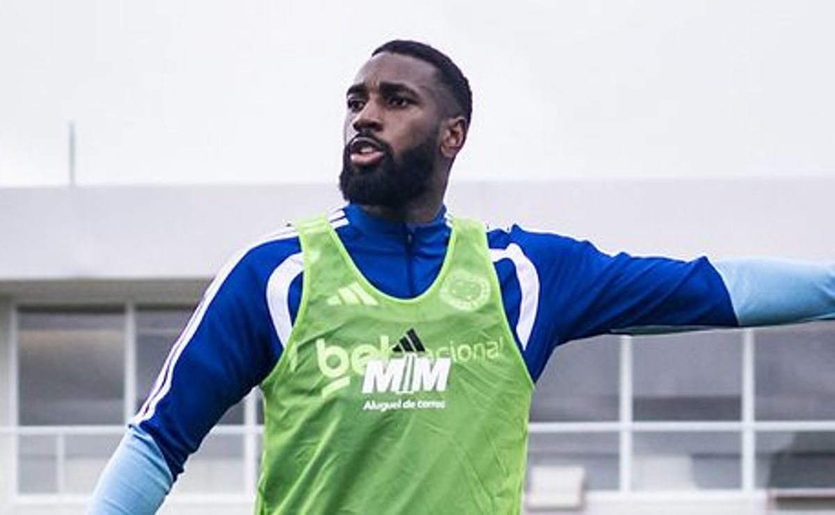 Gerson já tem data de estreia no Cruzeiro e deve enfrentar o Democrata nesta quinta-feira (22)