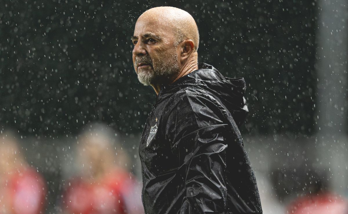 Sampaoli causa espanto ao avaliar Cassierra, nova contratação do Atlético-MG: “Não falei com ele”