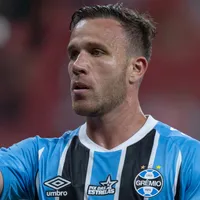 Arthur abre o jogo sobre renovação com o Grêmio e confirma 'problema'