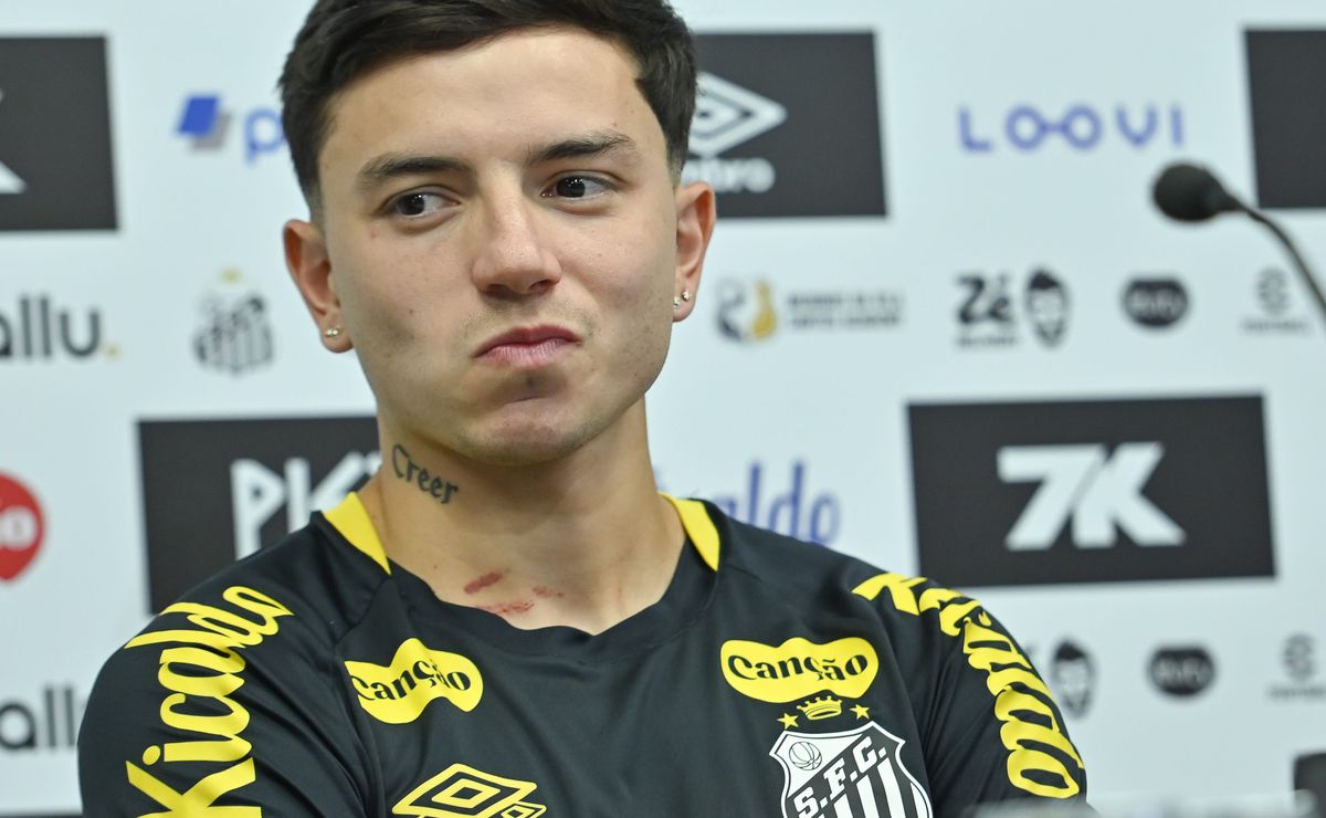 Barreal revela que o Santos deve repetir estratégia de vitória no Brasileirão para superar o Corinthians no Paulistão