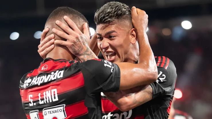Flamengo avança em ranking global e sobe entre os clubes mais ricos do futebol mundial- Foto Jorge RodriguesAGIF
