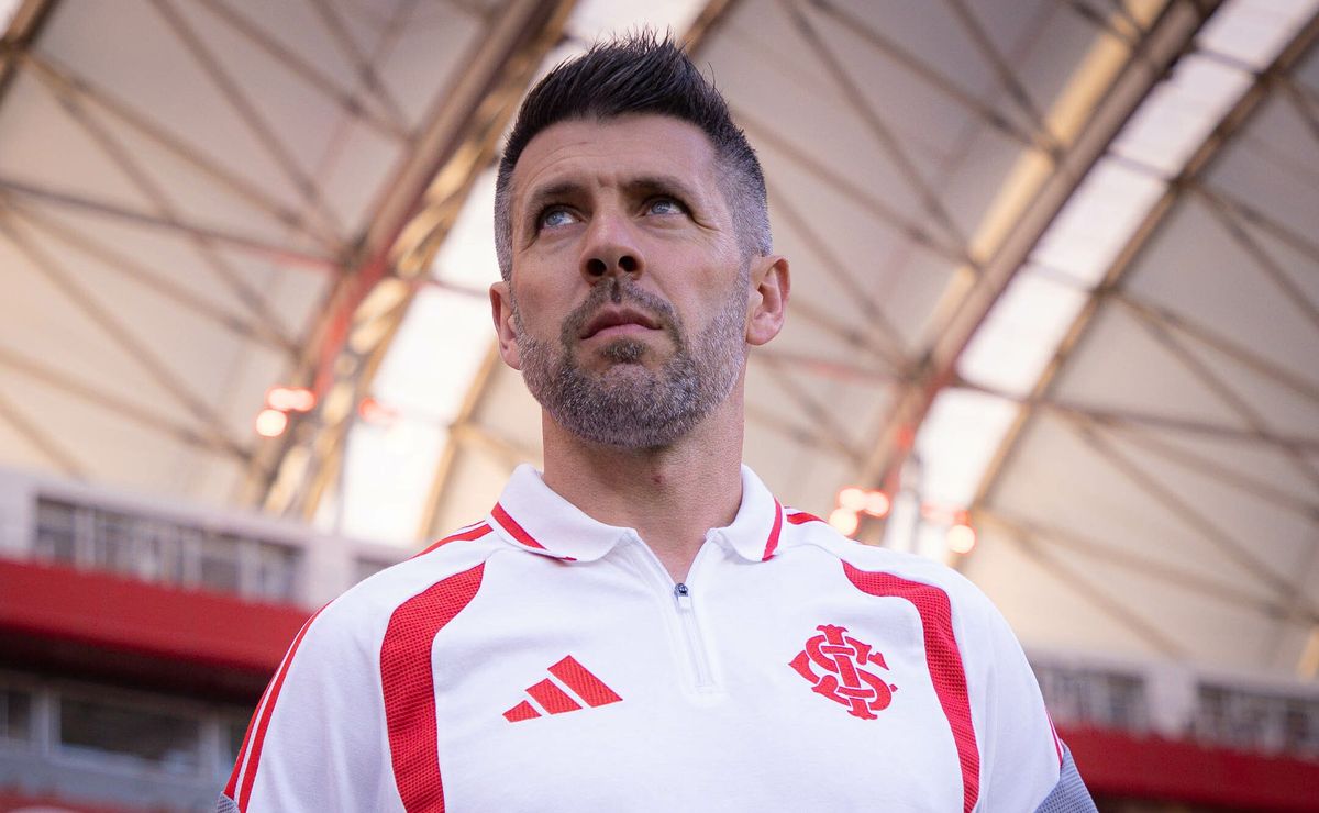 Pezzolano acaba o mistério para o GreNal 449 e detalha como vai escalar o Inter no Clássico