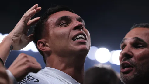 Giovane foi revelado pelo Corinthians.