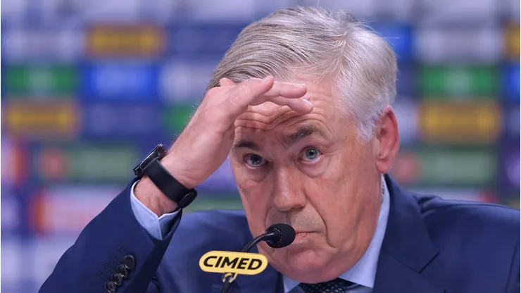 Ancelotti durante coletiva pela Seleção Brasileira.