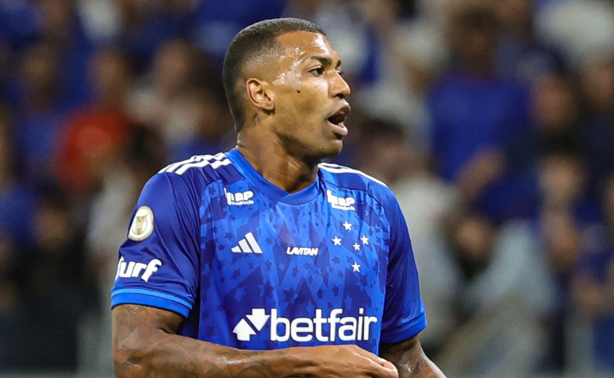 Cruzeiro libera e Grêmio pode fazer nova investida por Walace a pedido de Luís Castro