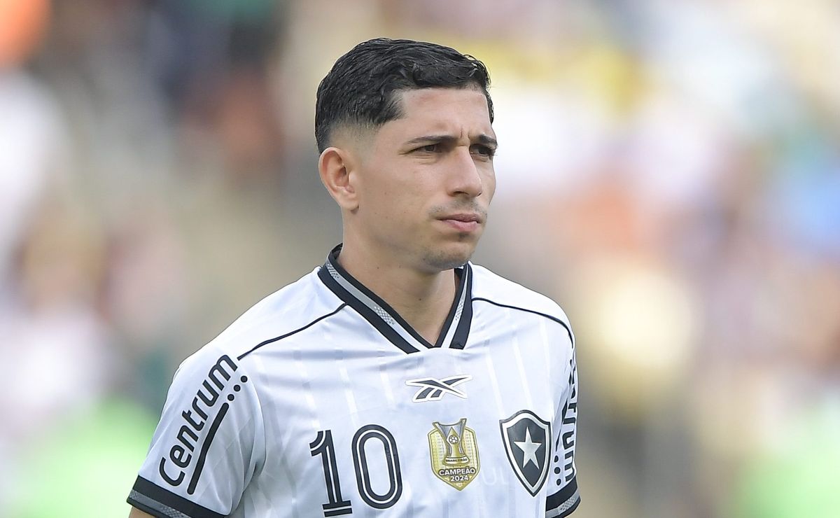 Savarino dá ‘alfinetada’ no Botafogo em chegada ao Fluminense, e deixa insatisfação subentendida