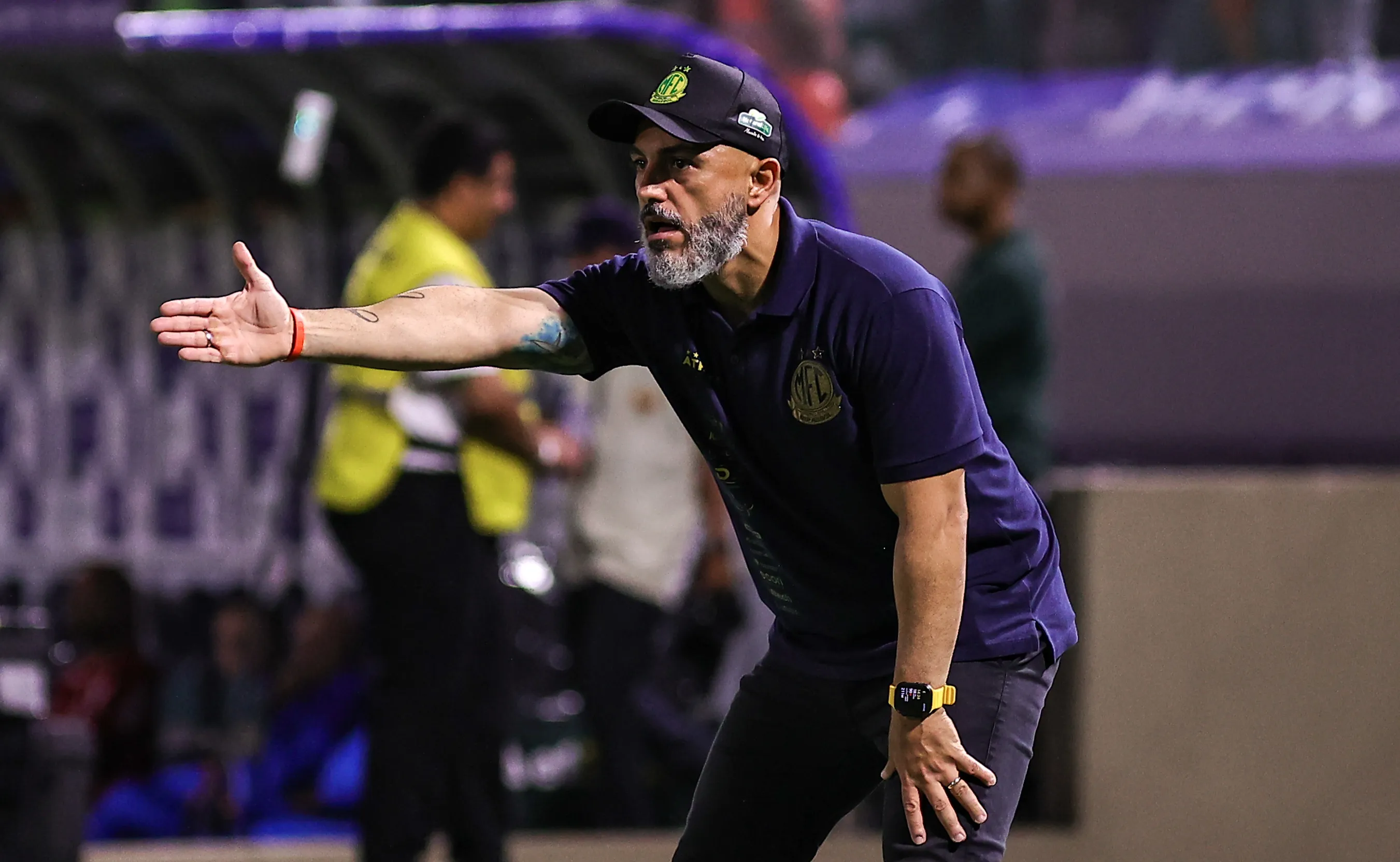 Rafael Guanaes tecnico do Mirassol durante partida contra o Palmeiras no estadio Arena Barueri pelo campeonato Paulista 2026. Foto: Fabio Giannelli/AGIF