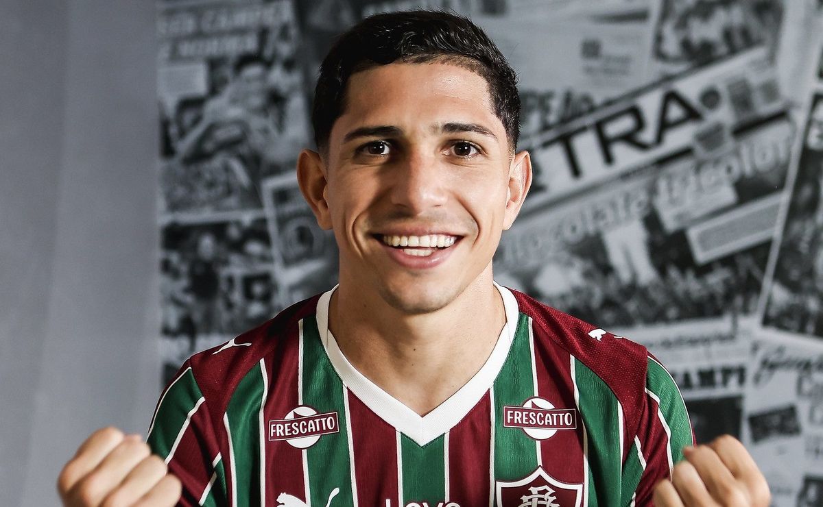 Savarino é anunciado pelo Fluminense e faz promessa a torcida: “Vou dar sempre o meu melhor”