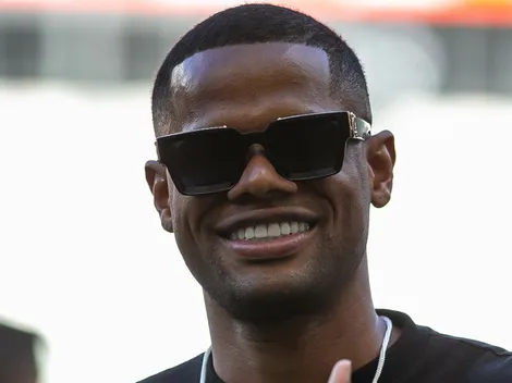 Corinthians aceita pagar para ter Júnior Santos por empréstimo