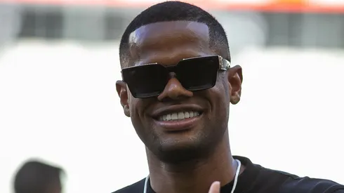 Júnior Santos pode reforçar o Timão.