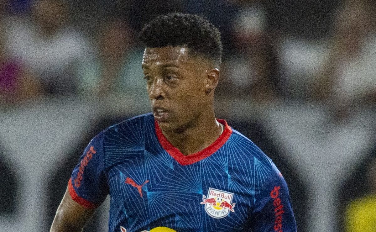 Vanderlan, ex-Palmeiras, vive drama e passa por cirurgia cerebral; procedimento foi um sucesso e o jogador se recupera