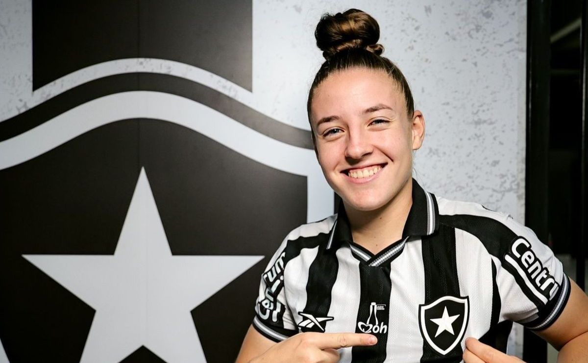 Zagueira Letícia Debiasi é emprestada pelo Internacional ao Botafogo para a temporada 2026