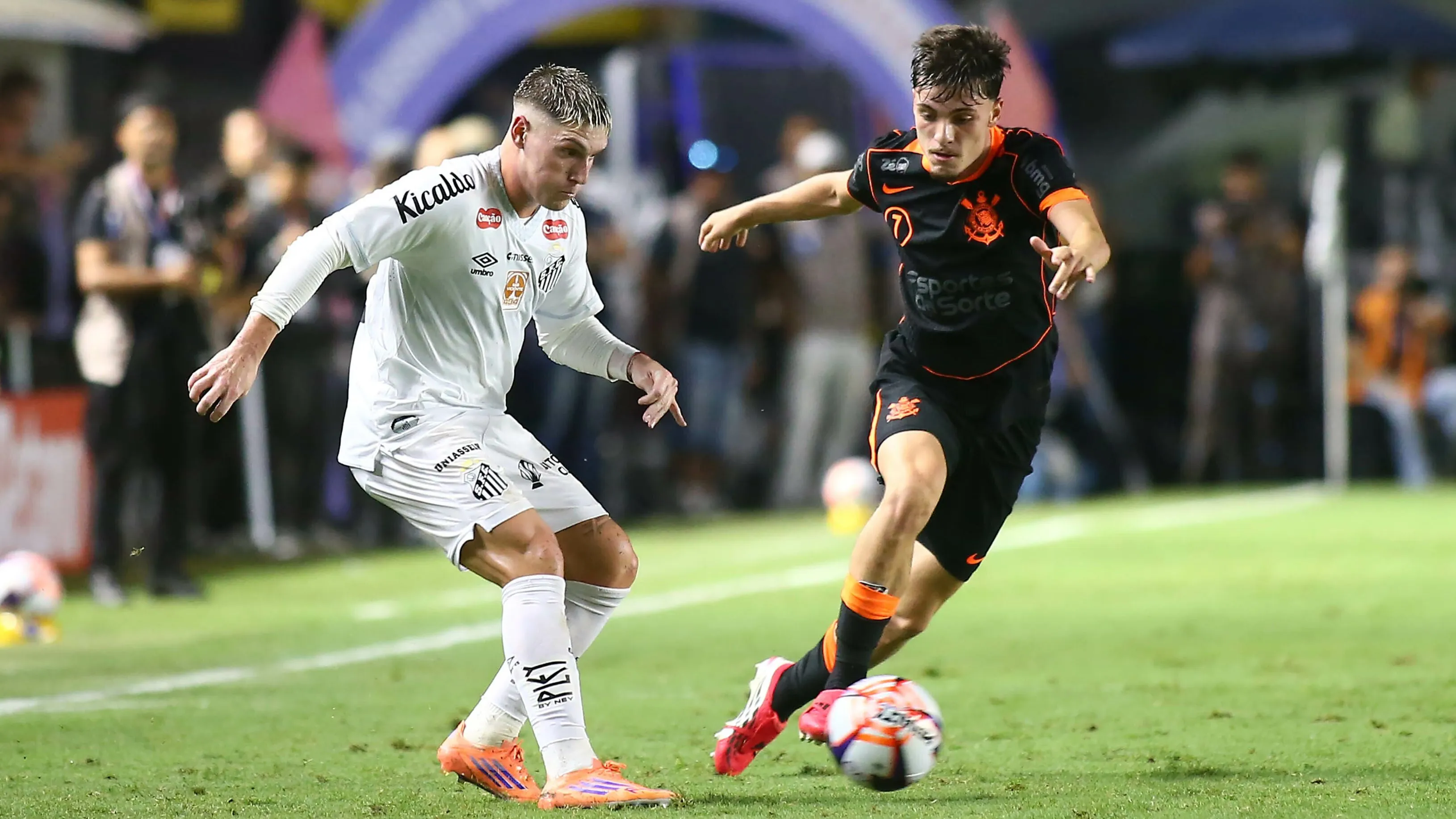 Santos empatou com o Corinthians na rodada passada. Foto: Mauricio De Souza/AGIF