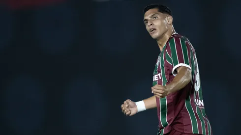 Serna, jogador do Fluminense, comemora seu gol durante partida contra o Nova Iguacu no estadio Luso Brasileiro pelo campeonato Carioca 2026. Foto: Jorge Rodrigues/AGIF