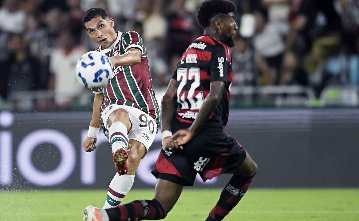 Kevin Serna projeta Fluminense x Flamengo e ressalta confiança após vitória contra o Nova Iguaçu