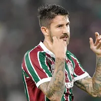 Everaldo encerra jejum no Fluminense, mas é alvo de críticas da torcida
