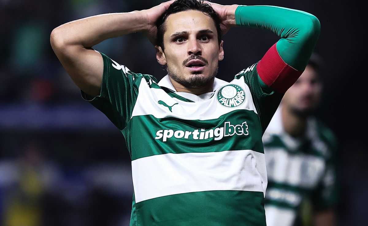 Raphael Veiga encaminha empréstimo ao América do México e Palmeiras avança em saída do meia
