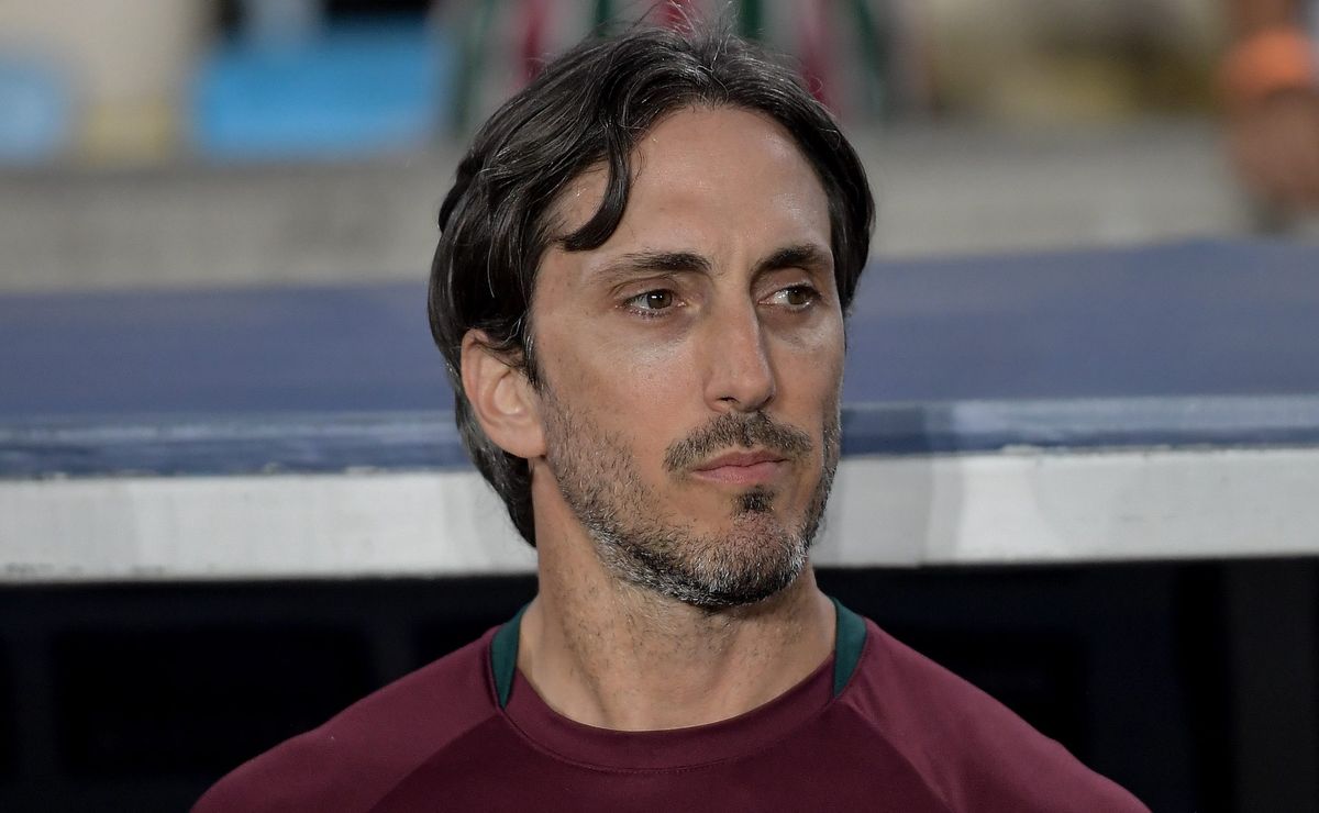 Fluminense prepara mais uma dispensa no elenco e Keno deve rescindir contrato para fechar com Coritiba