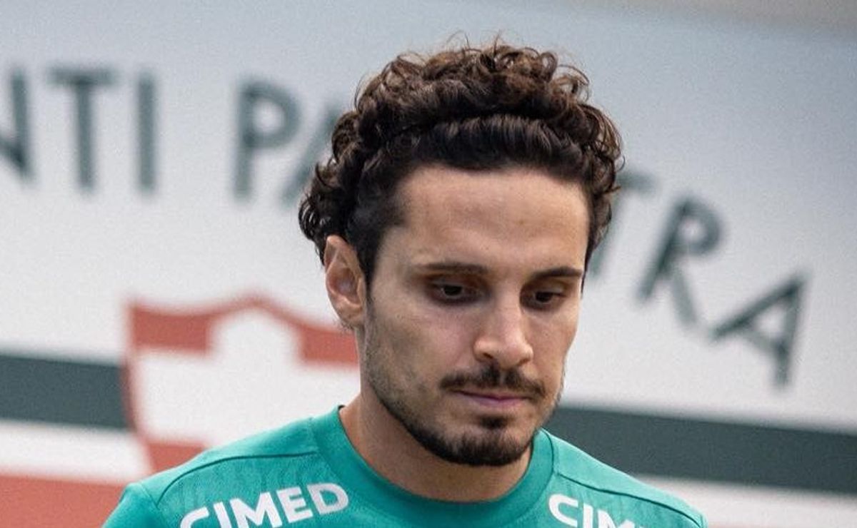 Veiga tem negociação encaminhada e Palmeiras pode ter 300% mais saídas do que chegadas no mercado